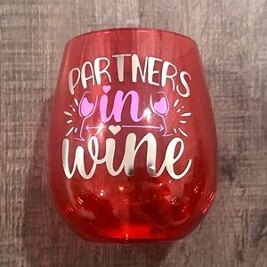 💞 New Red 18oz Partners In Wine Stemless Shatterproof Wine Glass